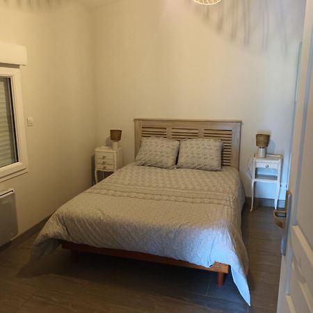 Au Puits D Antan Villa Guîtres Buitenkant foto