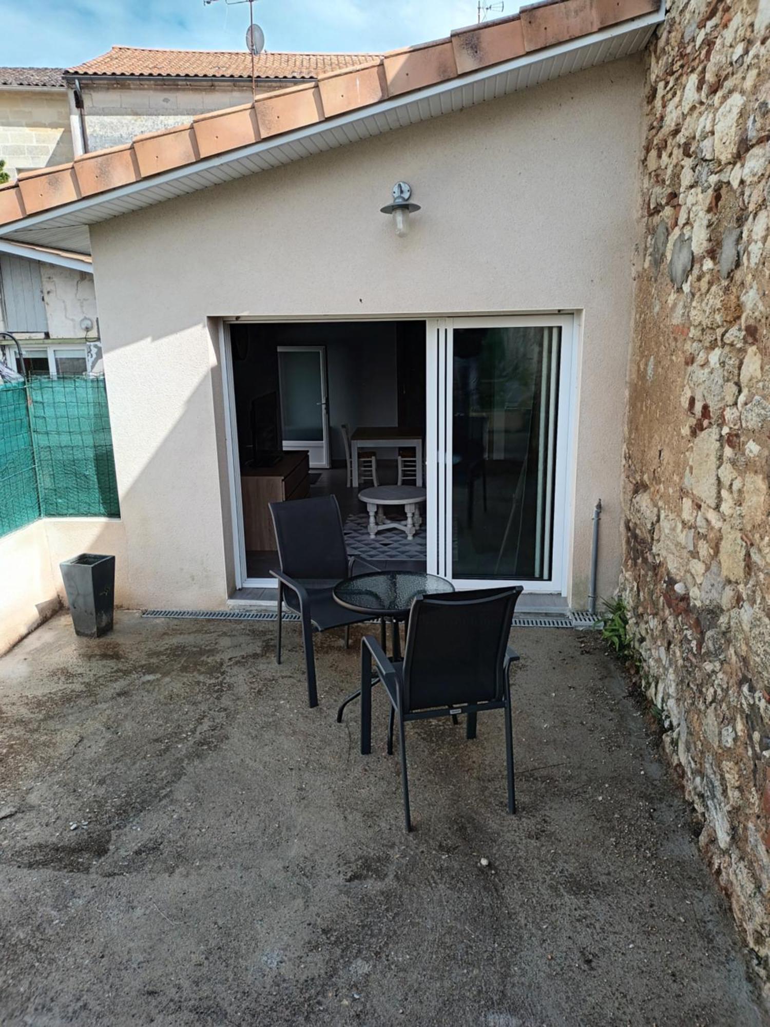 Au Puits D Antan Villa Guîtres Buitenkant foto
